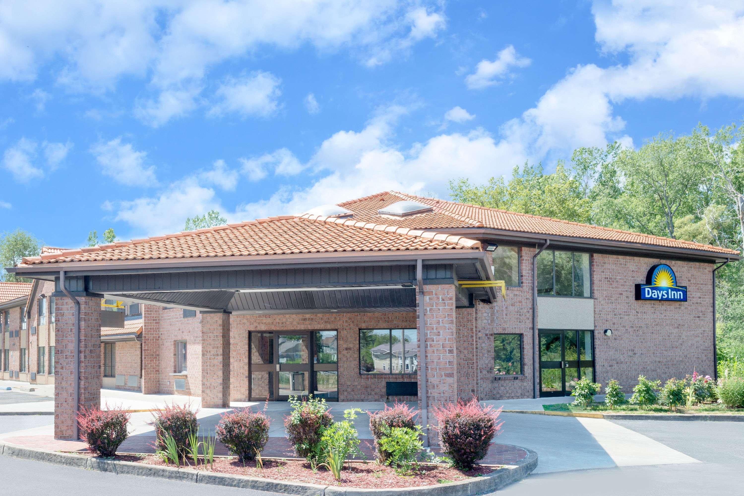 Days Inn By Wyndham Geneva/Finger Lakes מראה חיצוני תמונה